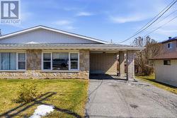 2703 ROSS AVENUE  Cornwall, ON K6K 1E6