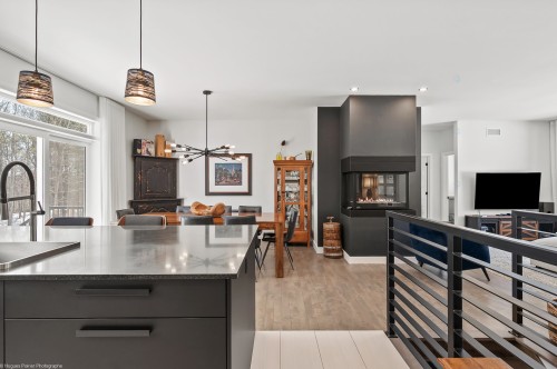 Kitchen - 275 Rue Des Grands-Pics, Saint-Colomban, QC - Indoor Photo Showing Kitchen