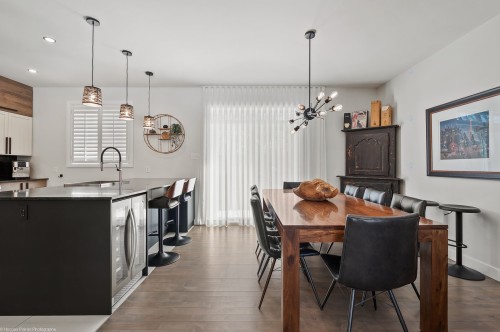 Dining Room - 275 Rue Des Grands-Pics, Saint-Colomban, QC - Indoor Photo Showing Dining Room