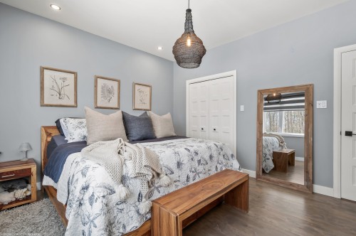 Master Bedroom - 275 Rue Des Grands-Pics, Saint-Colomban, QC - Indoor Photo Showing Bedroom