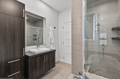 Bathroom - 275 Rue Des Grands-Pics, Saint-Colomban, QC - Indoor Photo Showing Bathroom