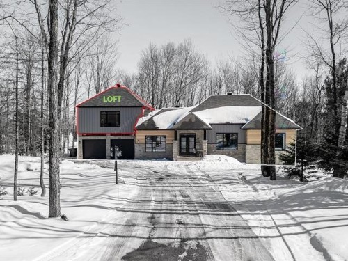 Front of Structure - 275 Rue Des Grands-Pics, Saint-Colomban, QC - Outdoor With Facade