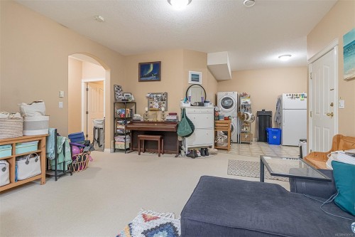 6509 Kestrel Cres, Nanaimo, BC 