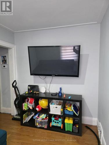 85 Maple Avenue, Barrie, ON - Indoor Photo Showing Other Room