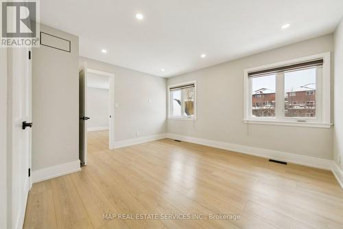 260 Hillside Drive, Mississauga, ON - Indoor Photo Showing Other Room