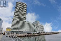 321 - 15 QUEENS QUAY E  Toronto, ON M5E 0C5