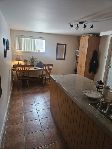 Garçonnière - 528 Rue Andrassy, Mascouche, QC - Indoor