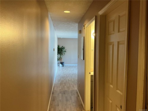 103-2525 Dingwall St, Duncan, BC - Indoor Photo Showing Other Room