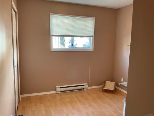 103-2525 Dingwall St, Duncan, BC - Indoor Photo Showing Other Room