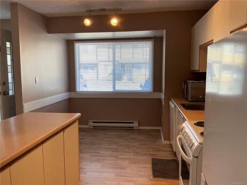 103-2525 Dingwall St, Duncan, BC - Indoor