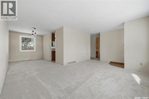 148 Marsh Crescent, Regina, SK - Indoor Photo Showing Other Room