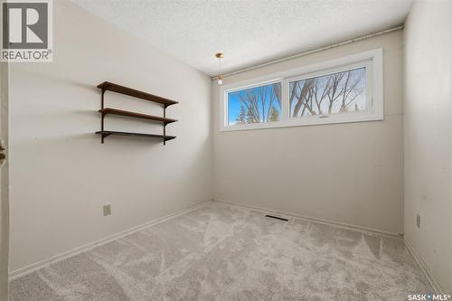 148 Marsh Crescent, Regina, SK - Indoor Photo Showing Other Room