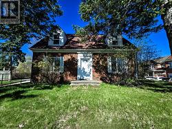 11960 YONGE STREET Richmond Hill, ON L4E 3N6