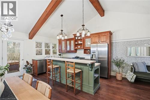 1987 Snake Road, Burlington, ON - Indoor