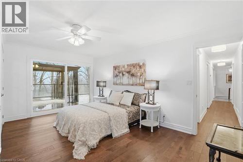 1987 Snake Road, Burlington, ON - Indoor Photo Showing Bedroom