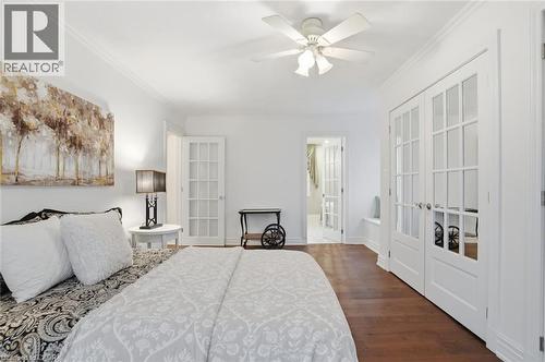 1987 Snake Road, Burlington, ON - Indoor Photo Showing Bedroom