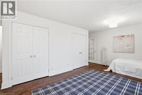 1987 Snake Road, Burlington, ON - Indoor Photo Showing Bedroom