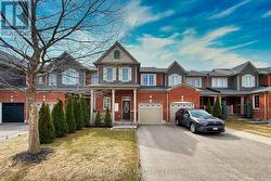 1054 HAXTON HEIGHTS Milton, ON L9T 8B9