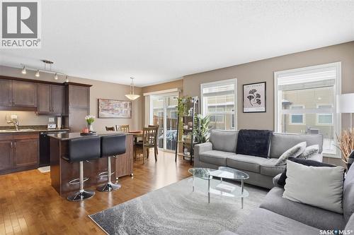 224 105 Lynd Crescent, Saskatoon, SK - Indoor Photo Showing Living Room