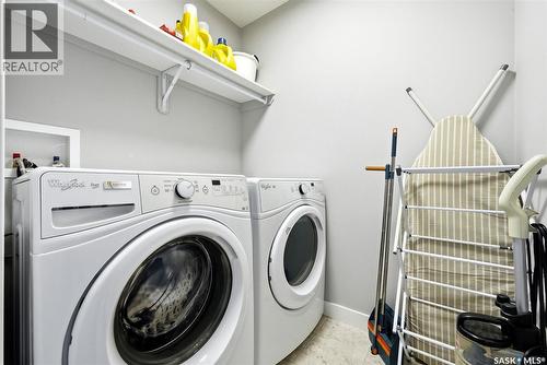12 5301 Beacon Drive, Regina, SK - Indoor Photo Showing Laundry Room