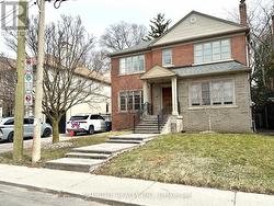89 DUNLOE ROAD Toronto, ON M5P 2T7