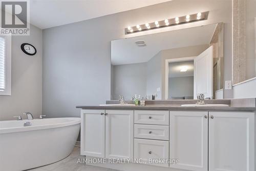 52 Vedette Way, Vaughan, ON - Indoor Photo Showing Bathroom