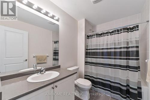 52 Vedette Way, Vaughan, ON - Indoor Photo Showing Bathroom