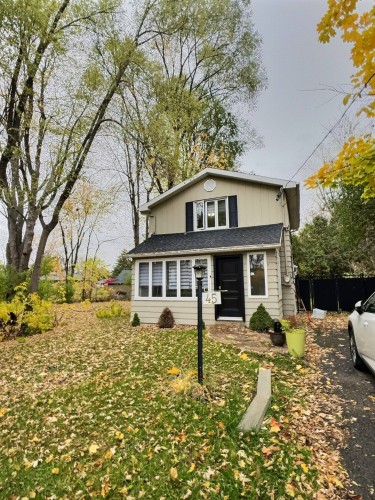 45 Boul. Beaconsfield  Beaconsfield, QC H9W 3Y8