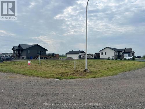 31 Jules Gravel Crescent, Armstrong (Earlton), ON 