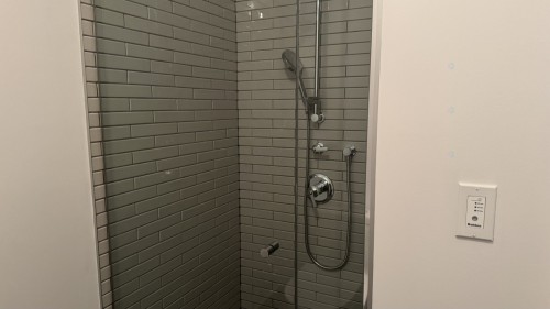 Salle de bains - 2110-2060 Rue Peel, Montréal (Ville-Marie), QC - 