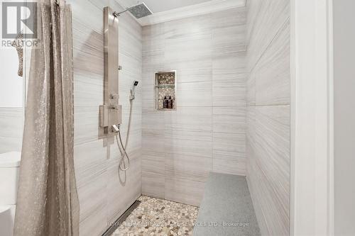 18 Cherry Street, Halton Hills, ON - Indoor Photo Showing Bathroom