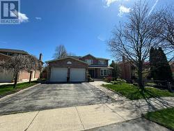 UPPER - 1232 BONNYBANK COURT Oakville, ON L6M 1V7