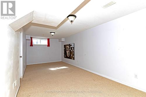 110 Chartley Private, Ottawa, ON - Indoor Photo Showing Other Room