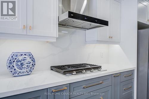 29 Ellesboro Drive, Mississauga, ON - Indoor Photo Showing Kitchen