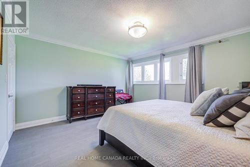 29 Ellesboro Drive, Mississauga, ON - Indoor Photo Showing Bedroom