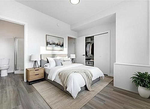 1041 Rosemount Avenue, Winnipeg, MB - Indoor Photo Showing Bedroom