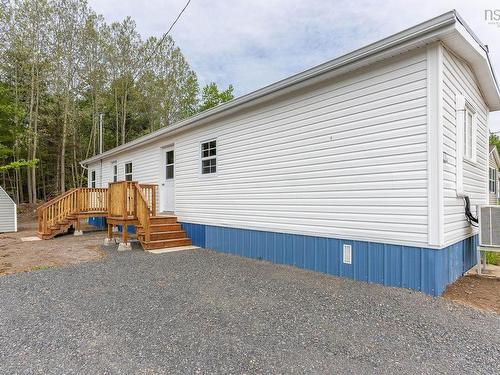39 Beattie Drive, Windermere, NS 