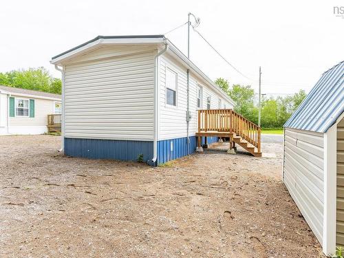 39 Beattie Drive, Windermere, NS 