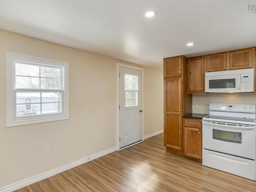 39 Beattie Drive, Windermere, NS 