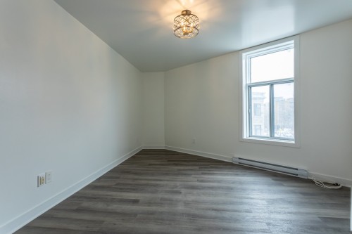 Bedroom - 5212 Rue Notre-Dame O., Montréal (Le Sud-Ouest), QC - Indoor Photo Showing Other Room