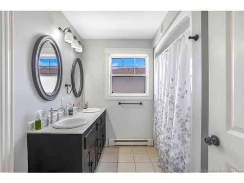 30 Brown Blvd, Fredericton, NB 