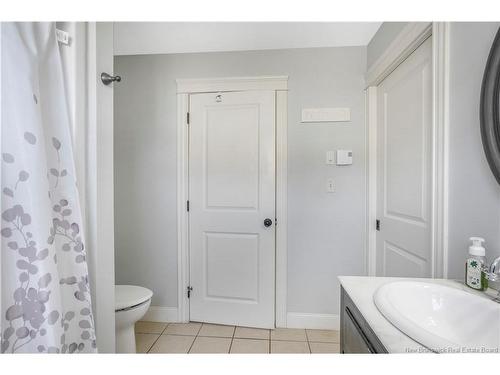 30 Brown Blvd, Fredericton, NB 