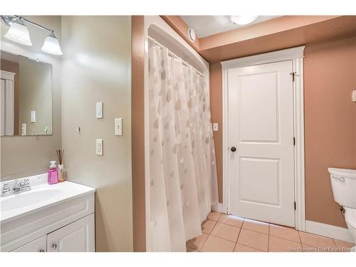 30 Brown Blvd, Fredericton, NB 