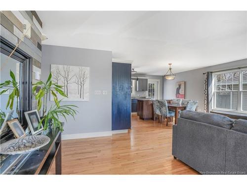 30 Brown Blvd, Fredericton, NB 