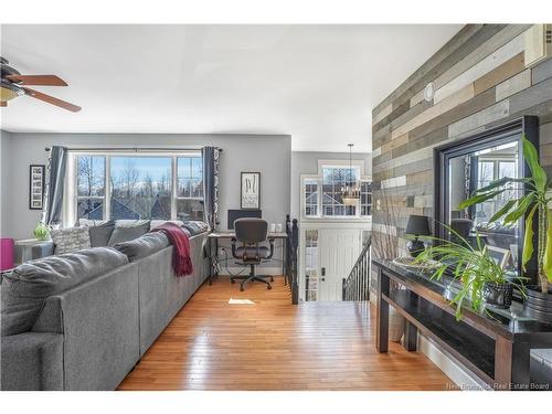 30 Brown Blvd, Fredericton, NB 