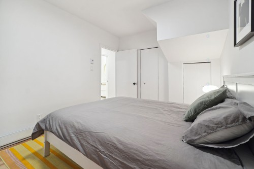 Bedroom - 4356 Av. De Chateaubriand, Montréal (Le Plateau-Mont-Royal), QC - Indoor Photo Showing Bedroom