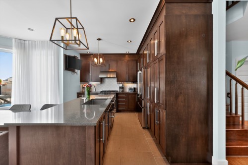Cuisine - 10805 Rue André-Mathieu, Mirabel, QC - Indoor Photo Showing Kitchen With Upgraded Kitchen