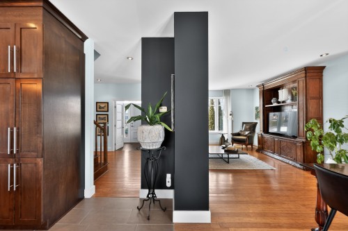 Cuisine - 10805 Rue André-Mathieu, Mirabel, QC - Indoor Photo Showing Other Room