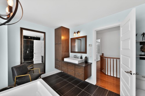 Salle de bains - 10805 Rue André-Mathieu, Mirabel, QC - Indoor Photo Showing Bathroom