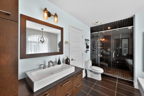 Salle de bains - 10805 Rue André-Mathieu, Mirabel, QC - Indoor Photo Showing Bathroom